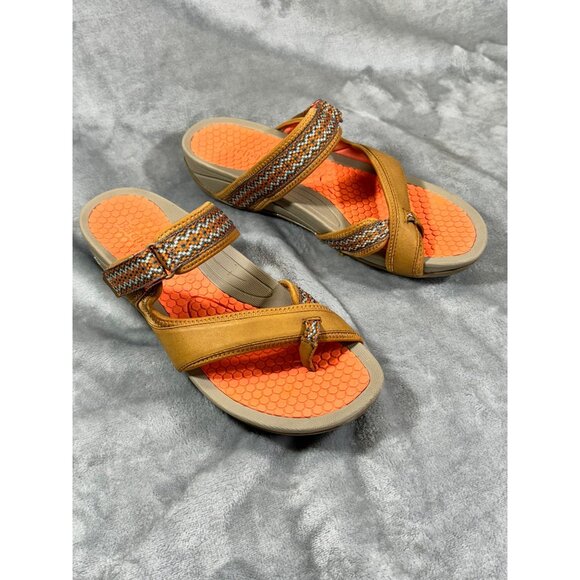 BareTraps Womens sandals 10M brown cushion shoes small wedge - Picture 7 of 16